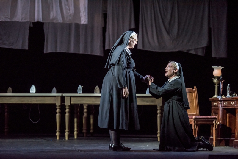Review: SUOR ANGELICA, London Coliseum Image