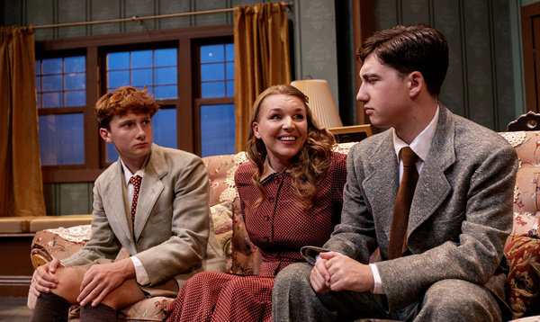 Photos: The Theatre Group at SBCC Presents LOST IN YONKERS  Image