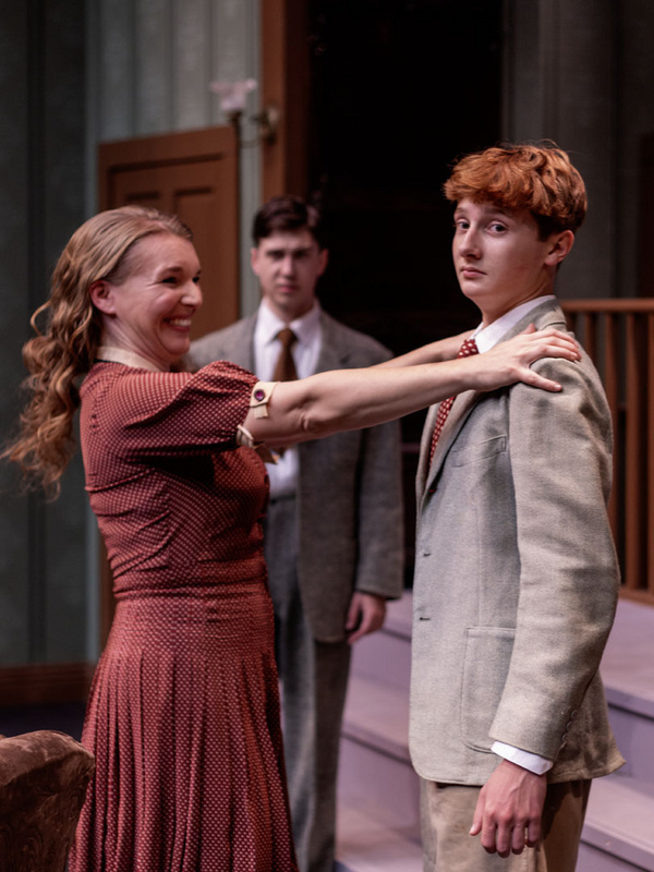 Photos: The Theatre Group at SBCC Presents LOST IN YONKERS  Image