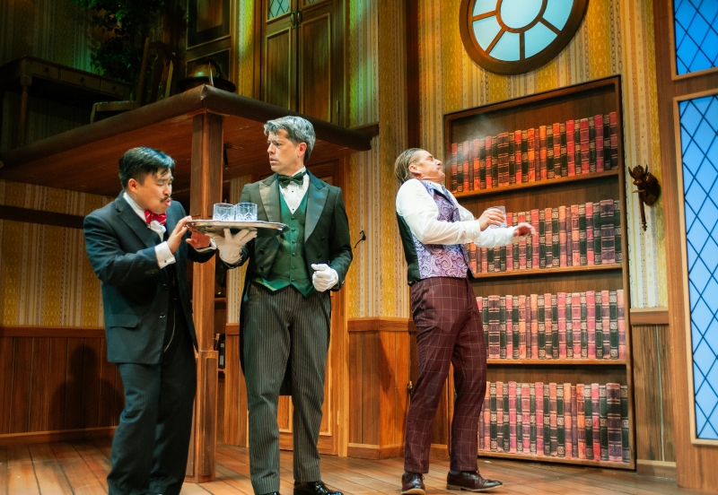 Review: THE PLAY THAT GOES WRONG at SF Playhouse Image