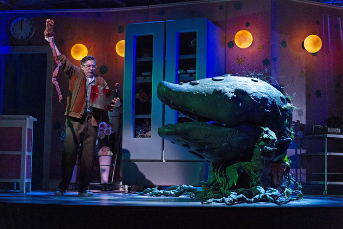 Photos: LITTLE SHOP OF HORRORS at South Coast Repertory  Image