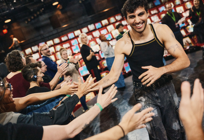 Photos: ROMEO + JULIET First Preview Image