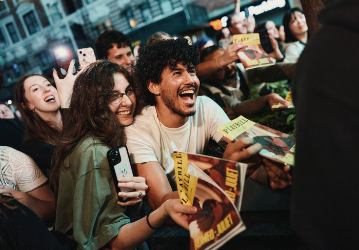 Photos: ROMEO + JULIET First Preview Image