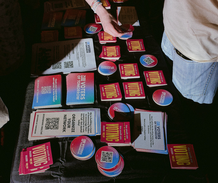 Photos: ROMEO + JULIET First Preview Image