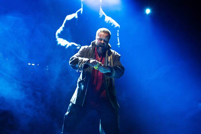 Photos: LES MISERABLES THE ARENA SPECTACULAR Kicks Off World Tour  Image