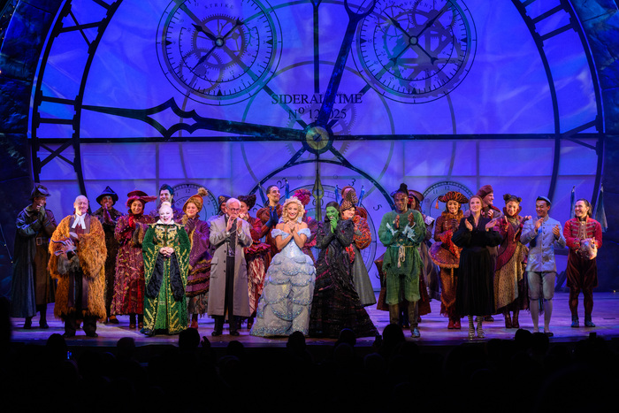 Photos: WICKED Celebrates 18 Years In The West End Image