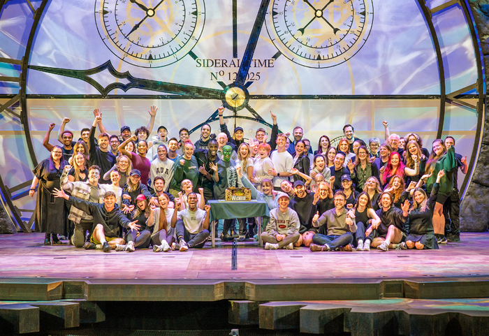 Photos: WICKED Celebrates 18 Years In The West End Image