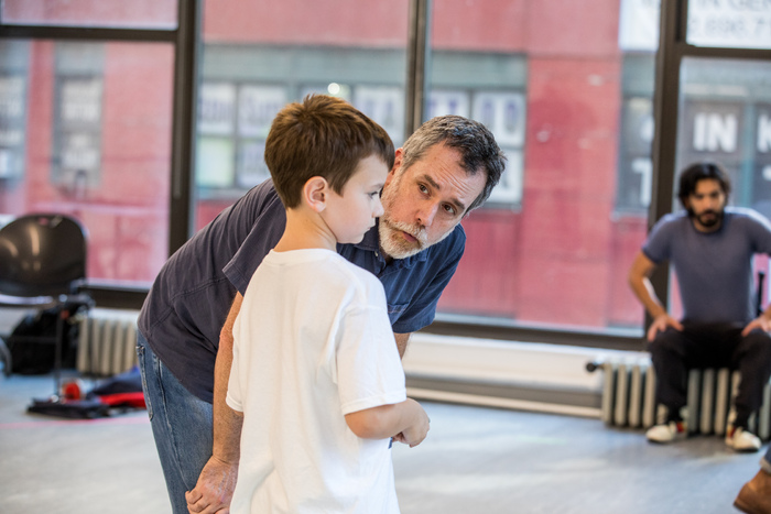 Photos: Inside Rehearsal for The Curtain's MACBETH Image
