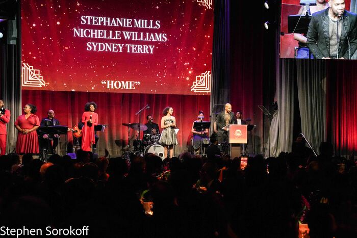 Photos: A Fantastic Night For Black Theatre United at Ziegfeld Ballroom  Image