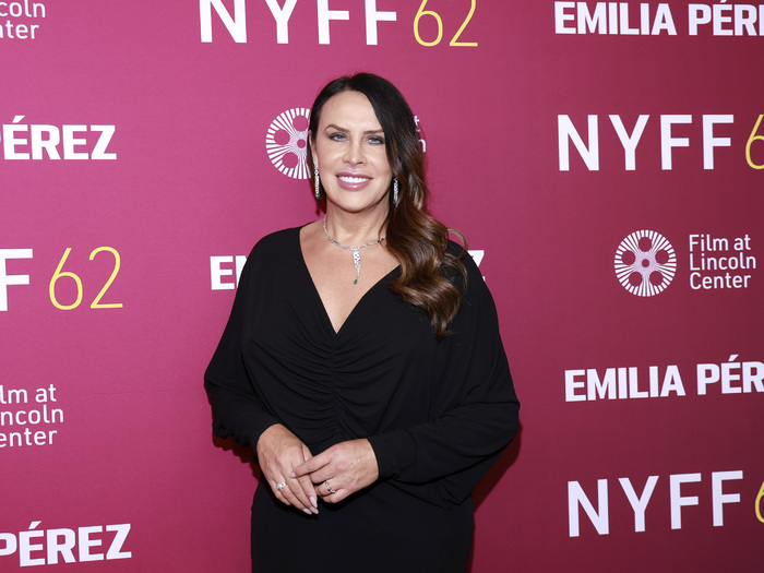 Photos: Selena Gomez, Zoe Saldaña & More Attend New York Screening of EMILIA PEREZ  Image