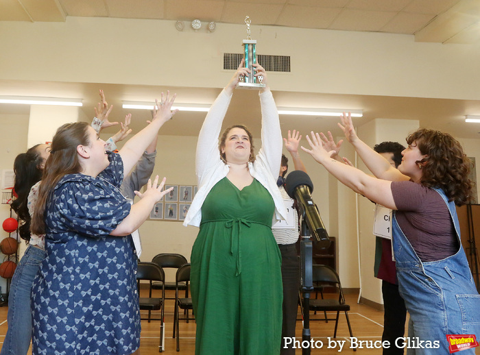 Beanie Feldstein, Bonnie Milligan, Nina White and The Cast  Photo