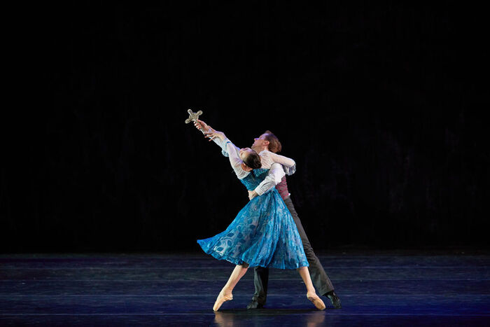 Photos: Paul Vasterling's DRACULA at Nashville Ballet  Image