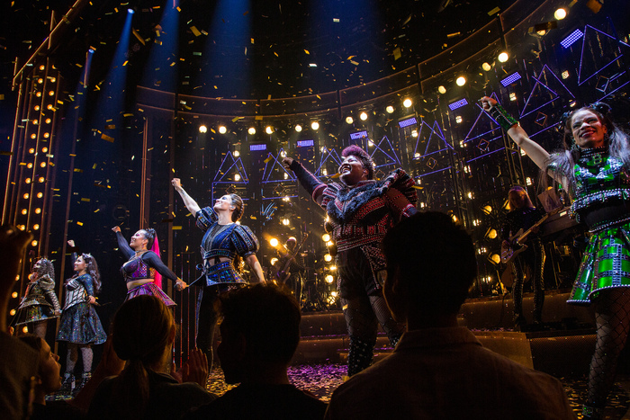 Photos: SIX Celebrates 3rd Anniversary on Broadway Image
