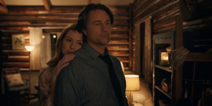 Alexandra Breckenridge and Martin Henderson Photo