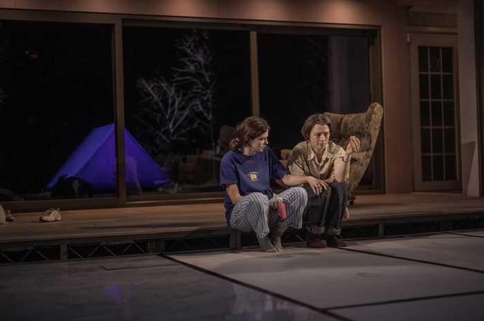 Photos: THE OTHER PLACE at the National Theatre Image