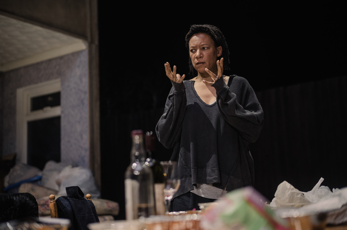 Photos: THE OTHER PLACE at the National Theatre Image