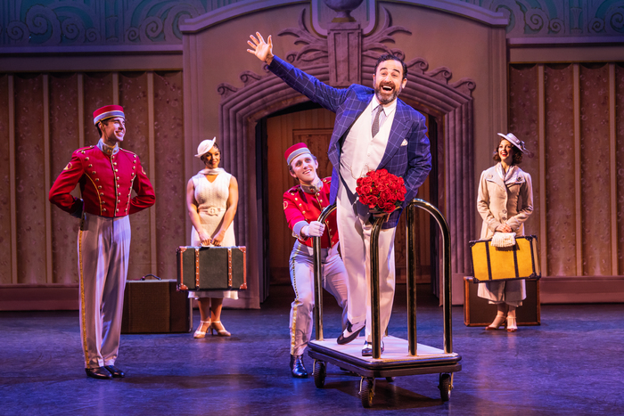 Photos: SOME LIKE IT HOT on Tour First Look Image