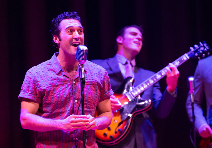 Exclusive Photos: JERSEY BOYS at Walnut Street Theatre  Image