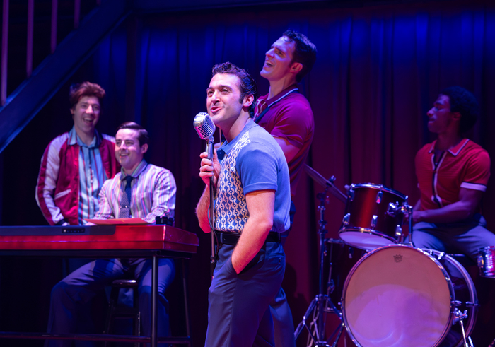 Exclusive Photos: JERSEY BOYS at Walnut Street Theatre  Image