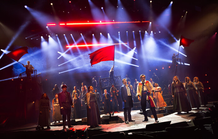 Photos: Killian Donnelly, Jac Yarrow, and More in LES MISERABLES THE ARENA SPECTACULAR  Image