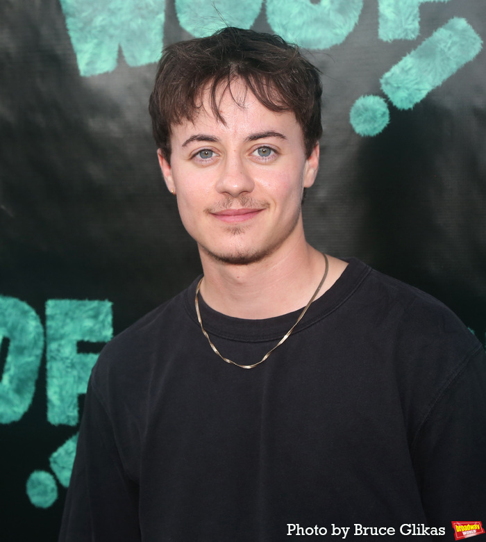 Photos: Hannah Gadsby's WOOF! Opens Off-Broadway Image