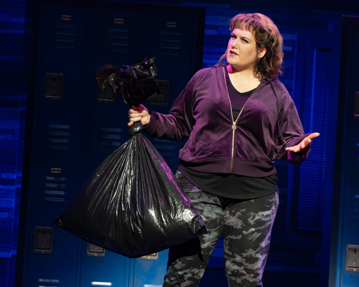 Photo/Video: Carolee Carmello Leads KIMBERLY AKIMBO National Tour Image
