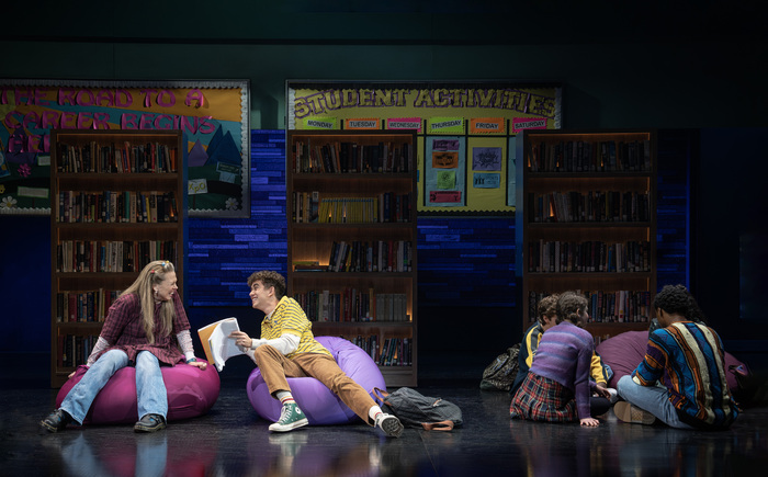 Photo/Video: Carolee Carmello Leads KIMBERLY AKIMBO National Tour Image