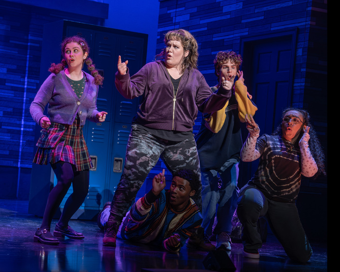 Photo/Video: Carolee Carmello Leads KIMBERLY AKIMBO National Tour Image