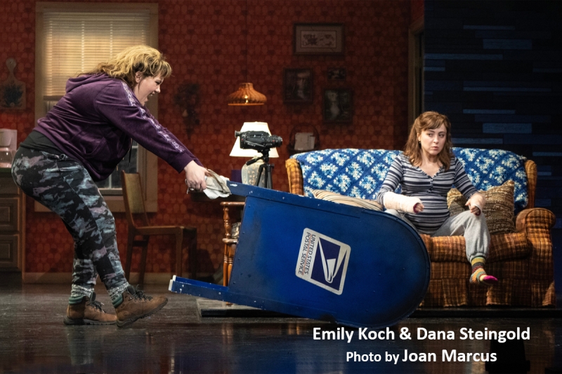 Interview: Emily Koch's Excited KIMBERLY AKIMBO's Playing at Her Hometown's Pantages  Image