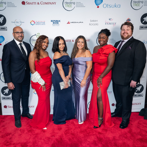 Photos: Go Inside the 2024 Healing Tree Gala With Lea DeLaria, N'Kenge and More  Image