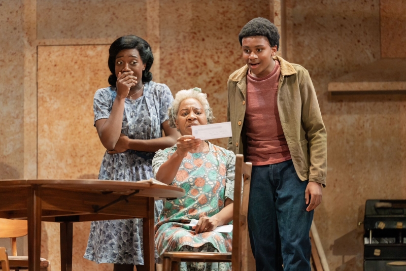 Review: A RAISIN IN THE SUN, Lyric Hammersmith  Image