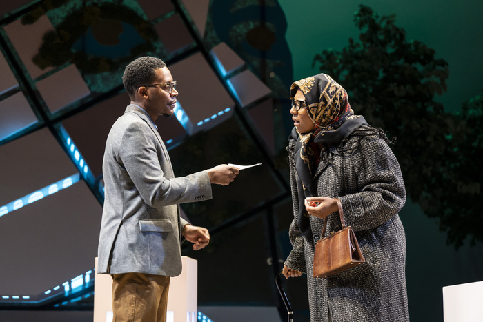 Photos/Video: PRIMARY TRUST at the Goodman Theatre Image
