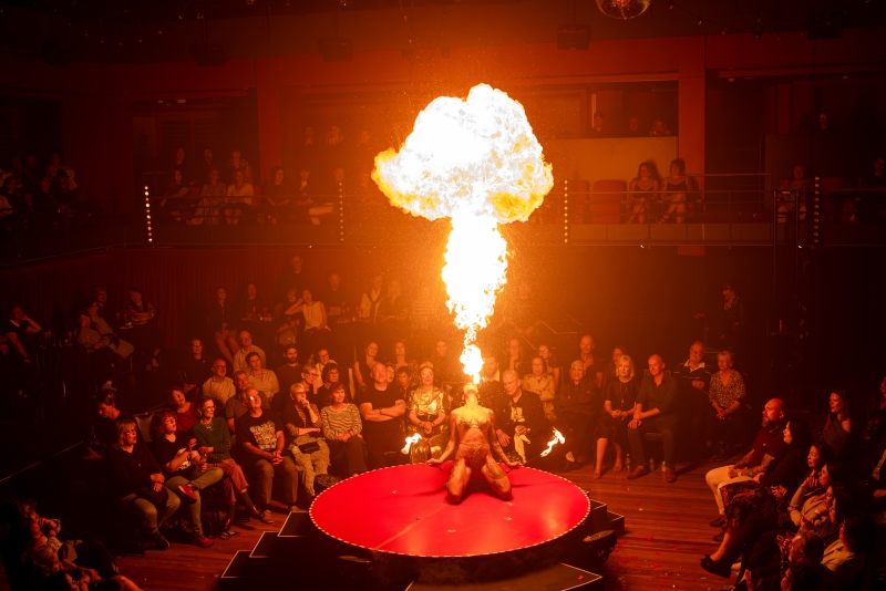 REVIEW: LA CLIQUE Celebrates the 20th Anniversary Of Originating the “Sexy Circus” Genre With An Elegant Evening Of Eclectic Entertainment.  Image