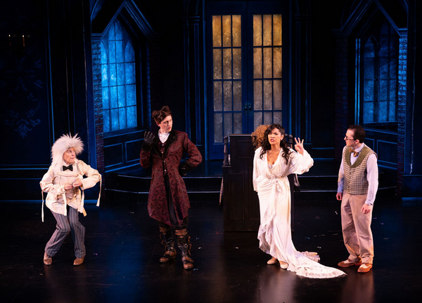 Photos: DRACULA: A COMEDY OF TERRORS at Ensemble Theatre Company  Image