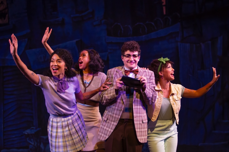 Review: LITTLE SHOP OF HORRORS at Bank Of America Performing Arts Center  Image