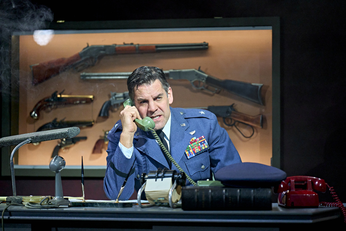 Photos: DR. STRANGELOVE at the Noël Coward Theatre Image