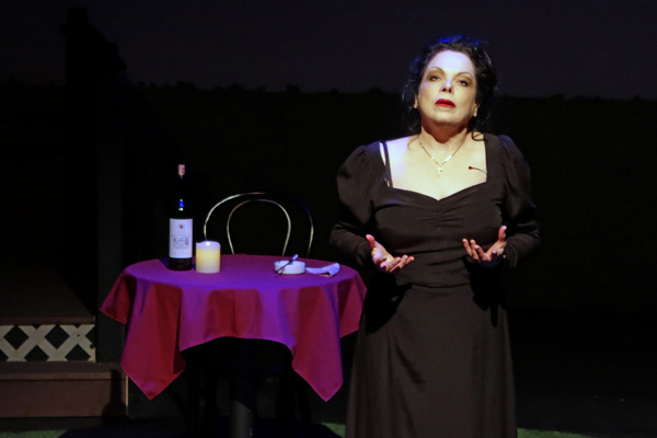 Photos: Eleanora Owen In BEING PIAF At The Odyssey Theatre Image