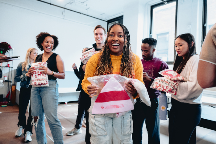 Photos: ELF THE MUSICAL Heads Into Rehearsal for Its Holiday Return  Image