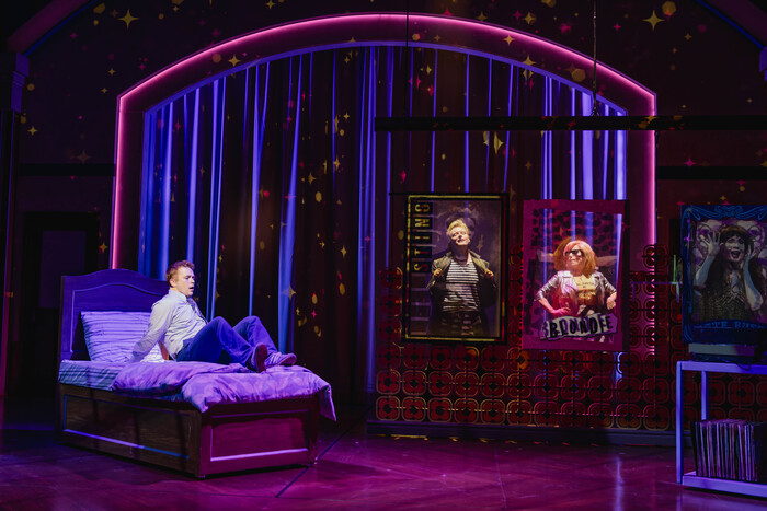 Review: BECOMING NANCY, Birmingham Rep Image