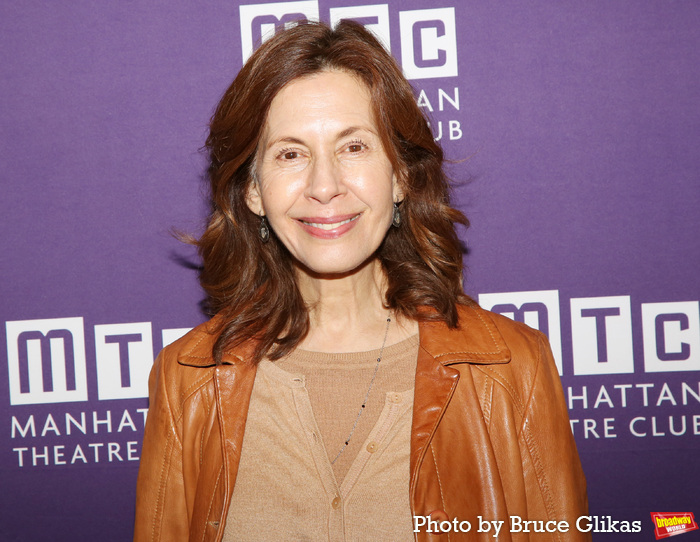 Jessica Hecht Photo