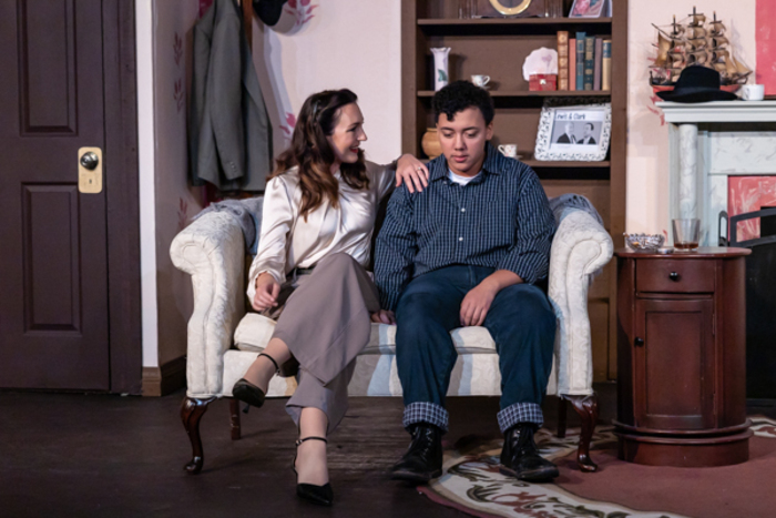 Photos: First look at Curtain Players' LAURA  Image