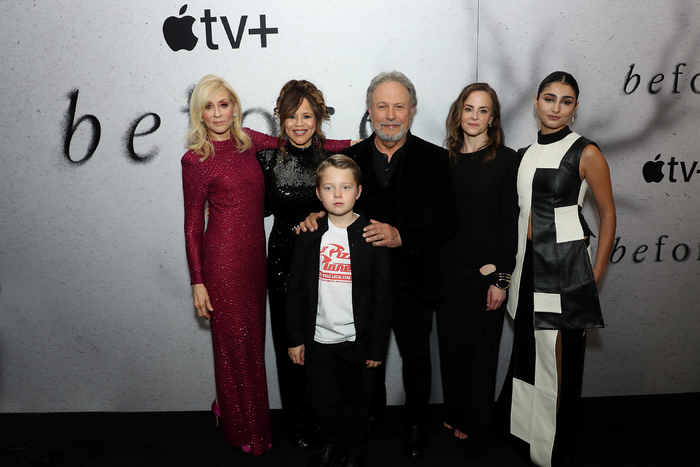 Judith Light, Rosie Perez, Jacobi Jupe, Billy Crystal, Maria Dizzia and Ava Lalezarza Photo