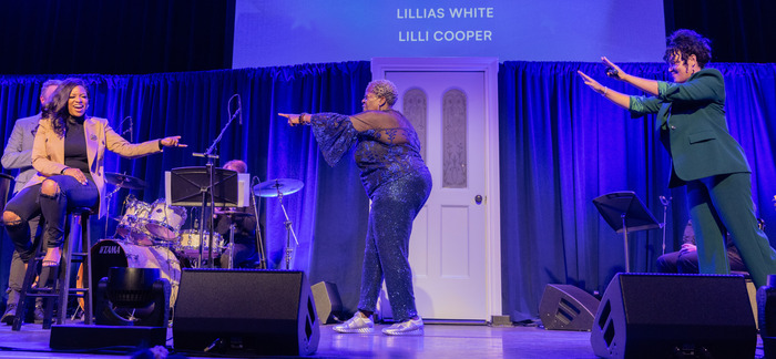 Photos: Anne Hathaway, Billy Porter & More at BROADWAY RALLIES FOR KAMALA! Image