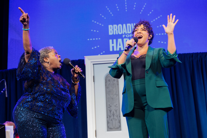 Photos: Anne Hathaway, Billy Porter & More at BROADWAY RALLIES FOR KAMALA! Image