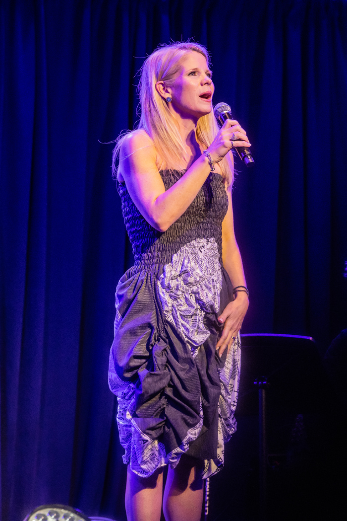Photos: Anne Hathaway, Billy Porter & More at BROADWAY RALLIES FOR KAMALA! Image