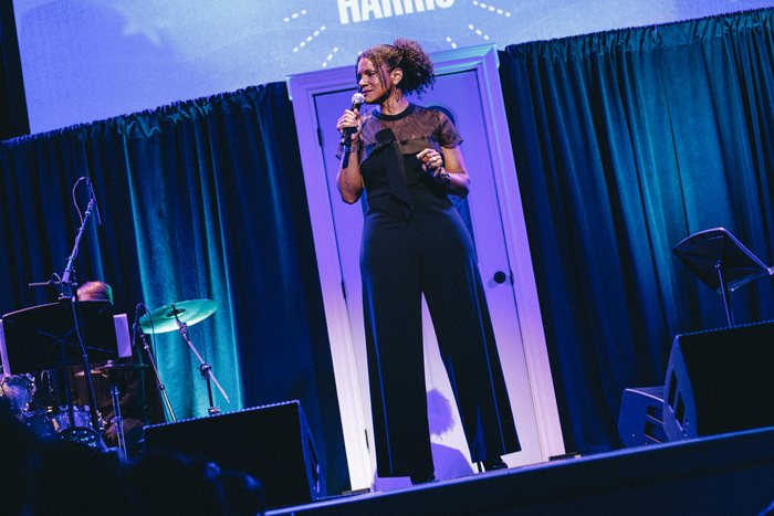 Photos: Anne Hathaway, Billy Porter & More at BROADWAY RALLIES FOR KAMALA! Image