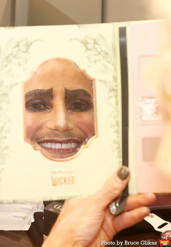Photos: Exclusive Look at Frankie Grande Getting into Character for ROCKY HORROR SHOW Image
