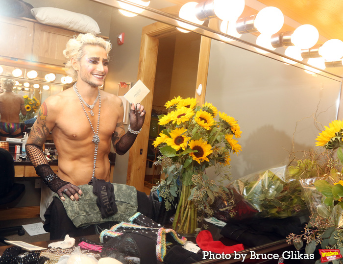 Photos: Exclusive Look at Frankie Grande Getting into Character for ROCKY HORROR SHOW Image
