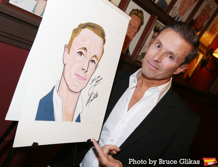 Photos: CAA's Joe Machota Receives Portrait at Sardi's  Image