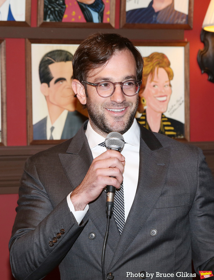 Photos: CAA's Joe Machota Receives Portrait at Sardi's  Image